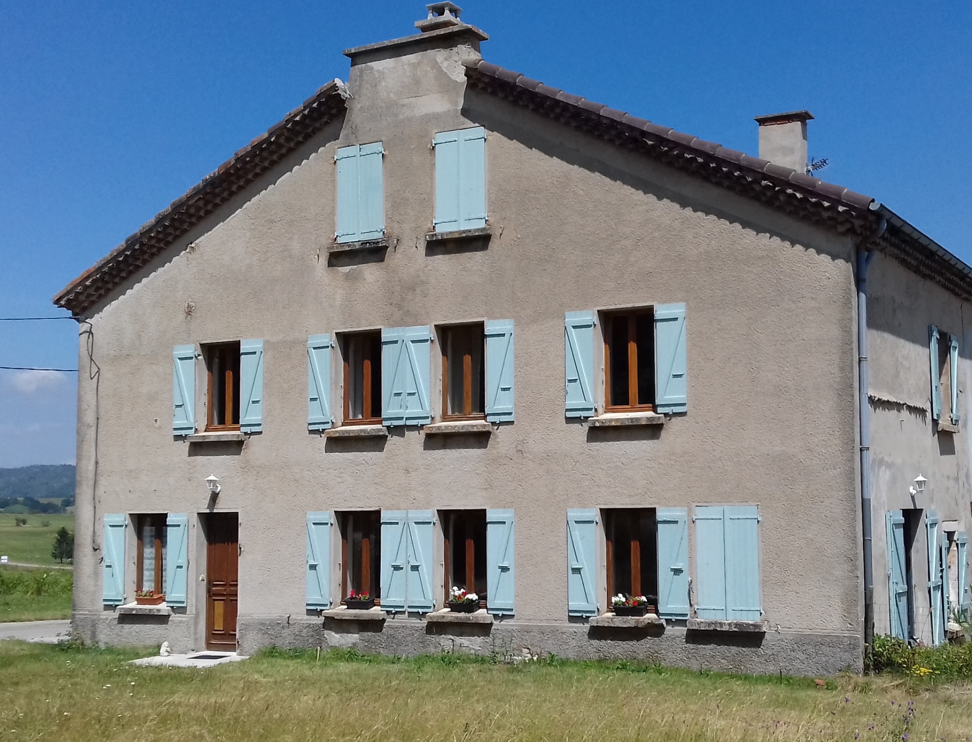 Facade du gite 12 places a Vassieux-en-Vercors